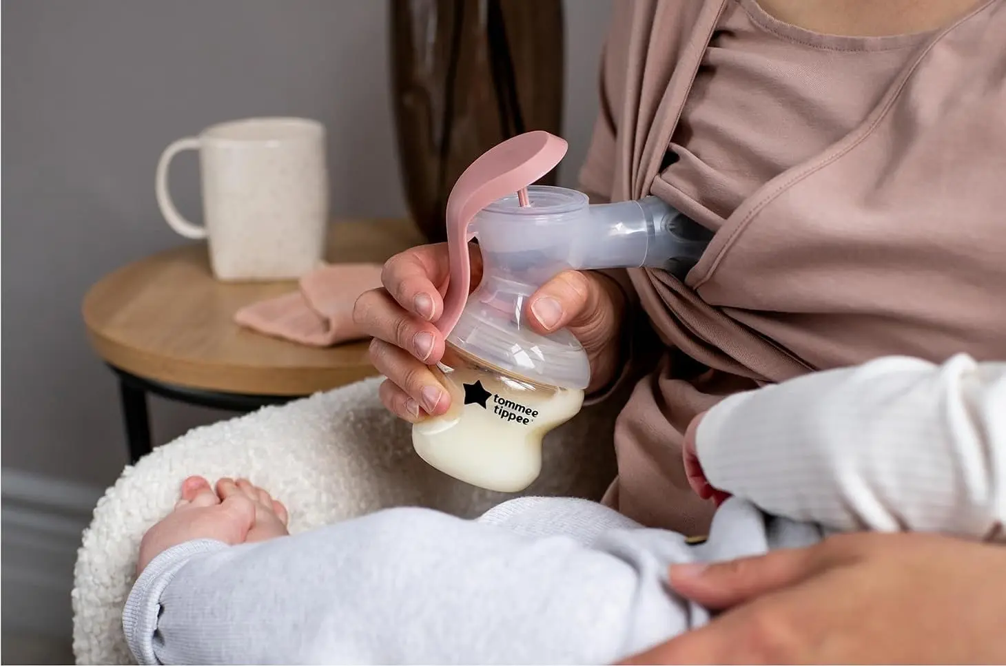 Ручной молокоотсос Tommee Tippee Made for Me (Pink) - 3