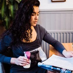 Pompa pentru san manuala Tommee Tippee Made for Me (White/Pink) Thumb