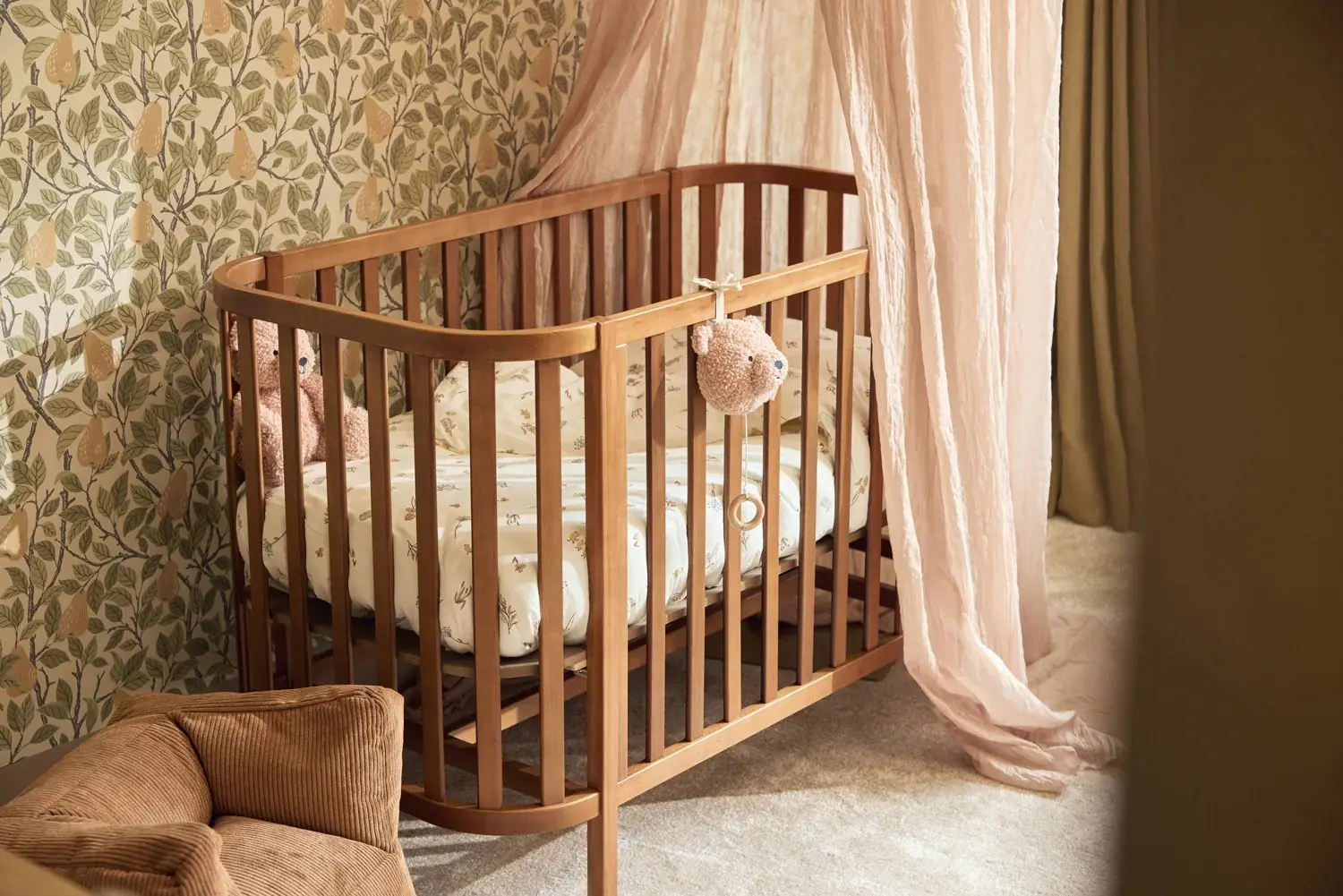Jucarie muzicala pentru patut Jollein Teddy Bear (Wild Rose) - 4