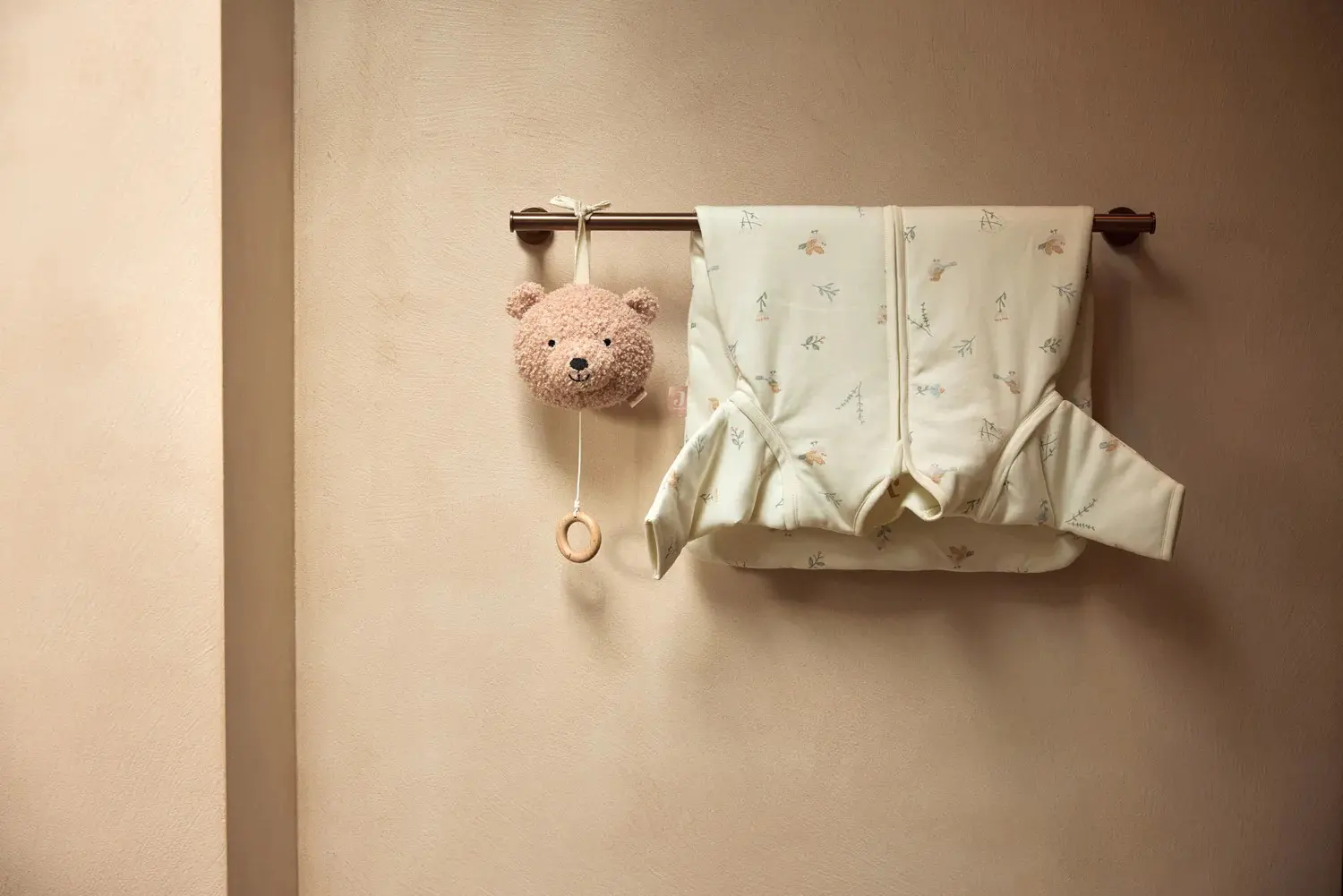 Jucarie muzicala pentru patut Jollein Teddy Bear (Wild Rose) - 5