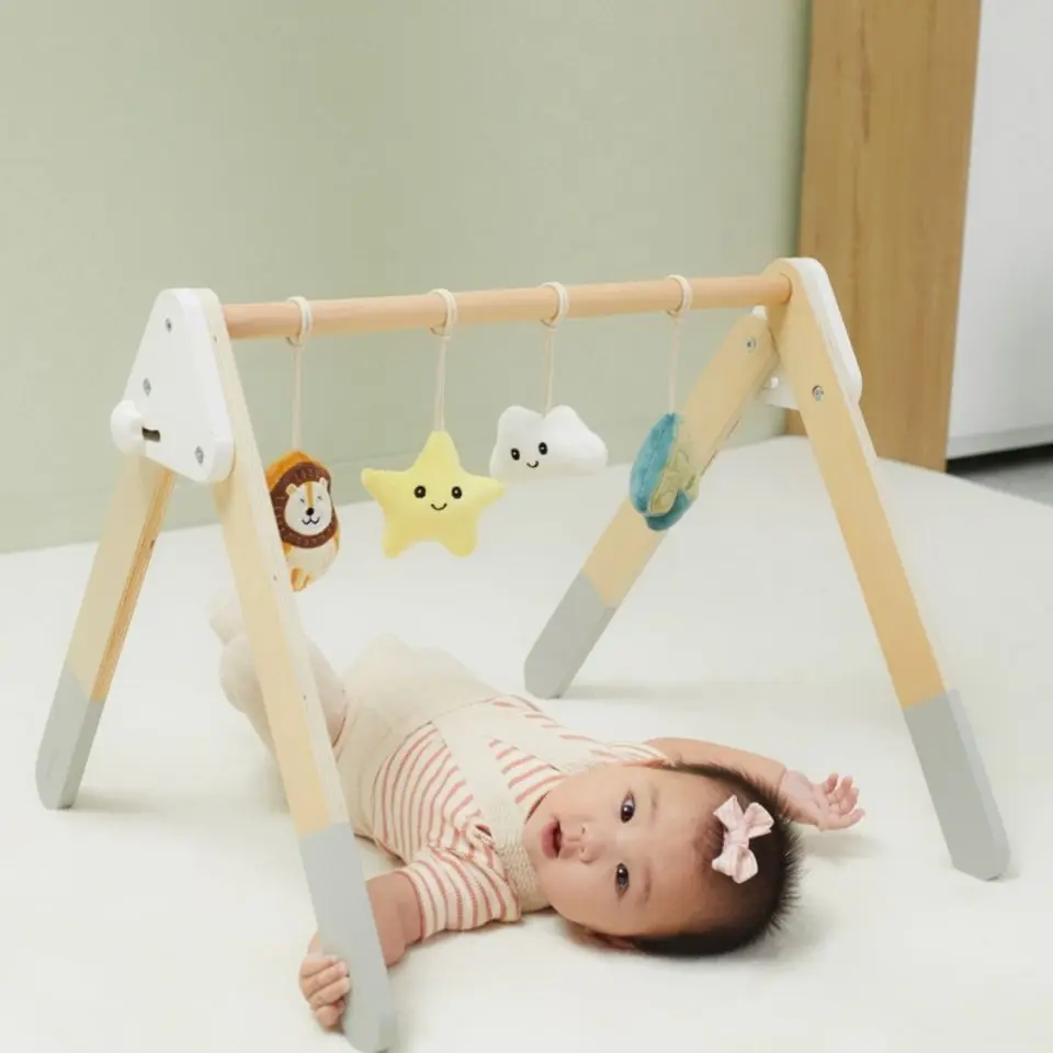 Подставка с навесными игрушками Viga Toys PolarB 44085 (Wood) - 4