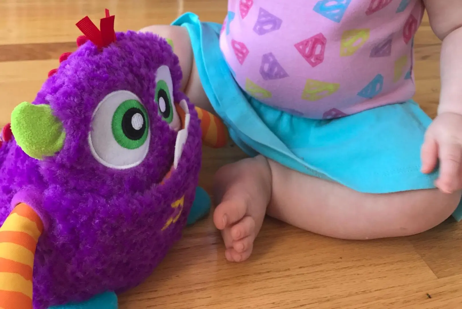 Jucarie de dezvoltare Fisher-Price Giggles'n Growls Monster (Purple)
