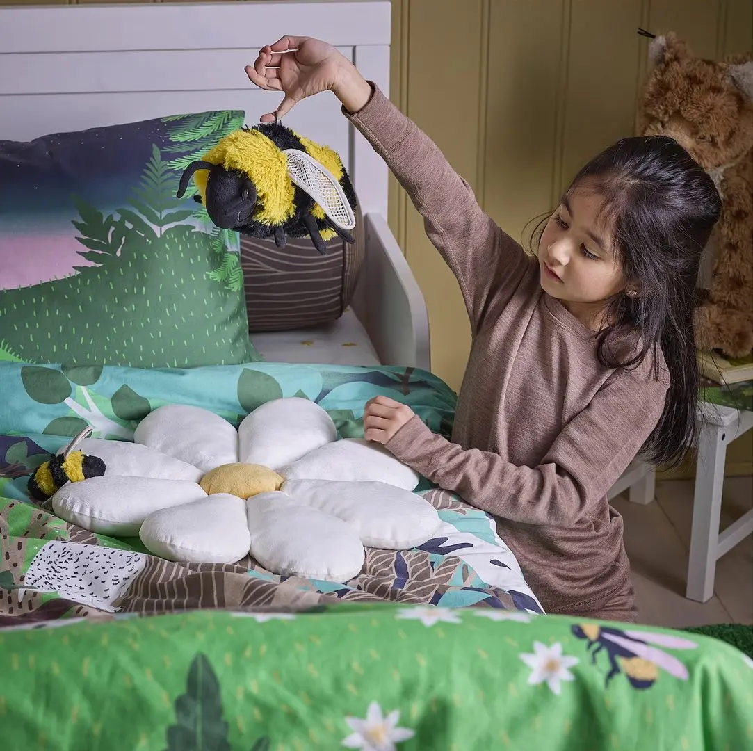 Мягкая игрушка Ikea Skogsduva Шмель 21см (Черный/Желтый)