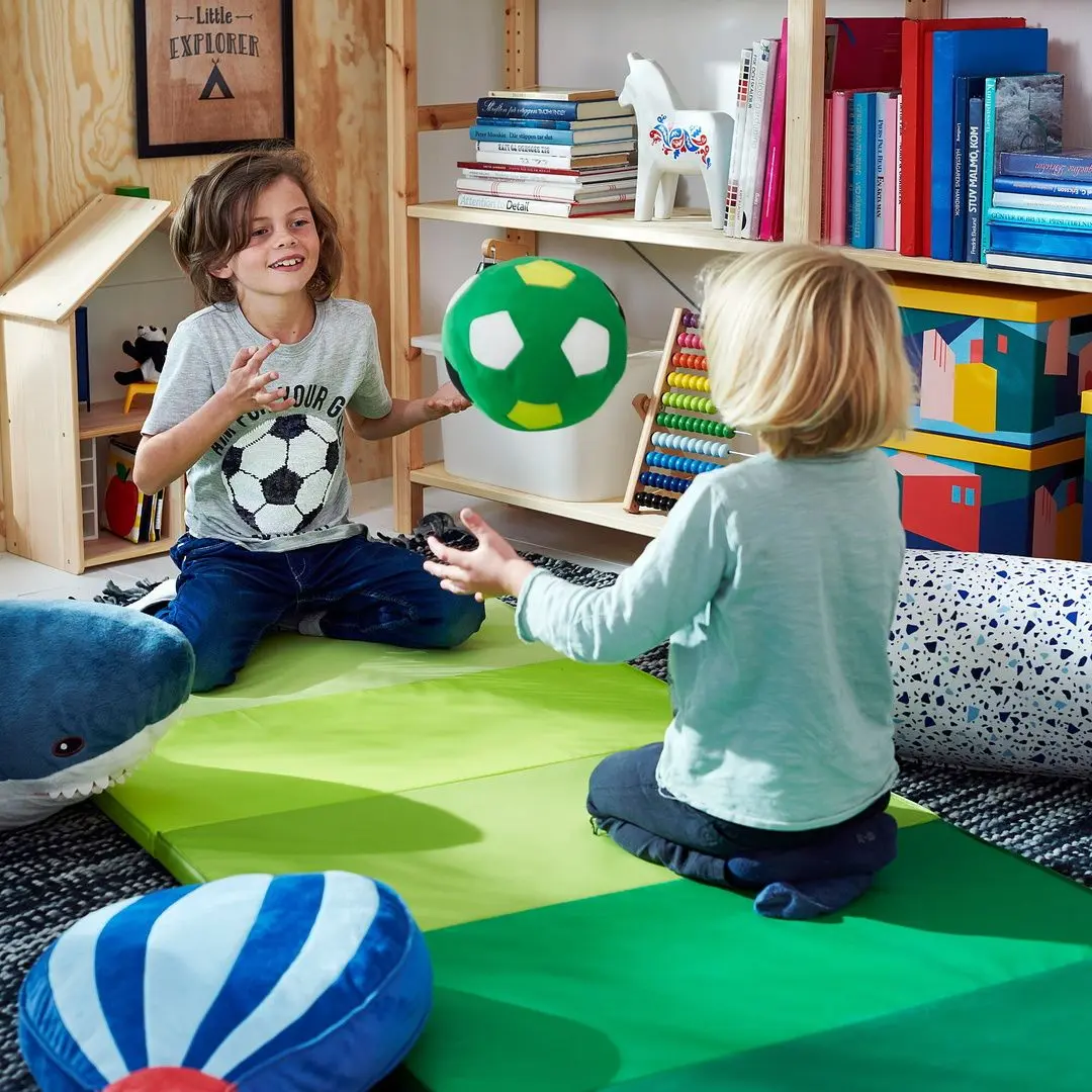 Jucarie de plus Ikea Sparka Minge De Fotbal (Verde)