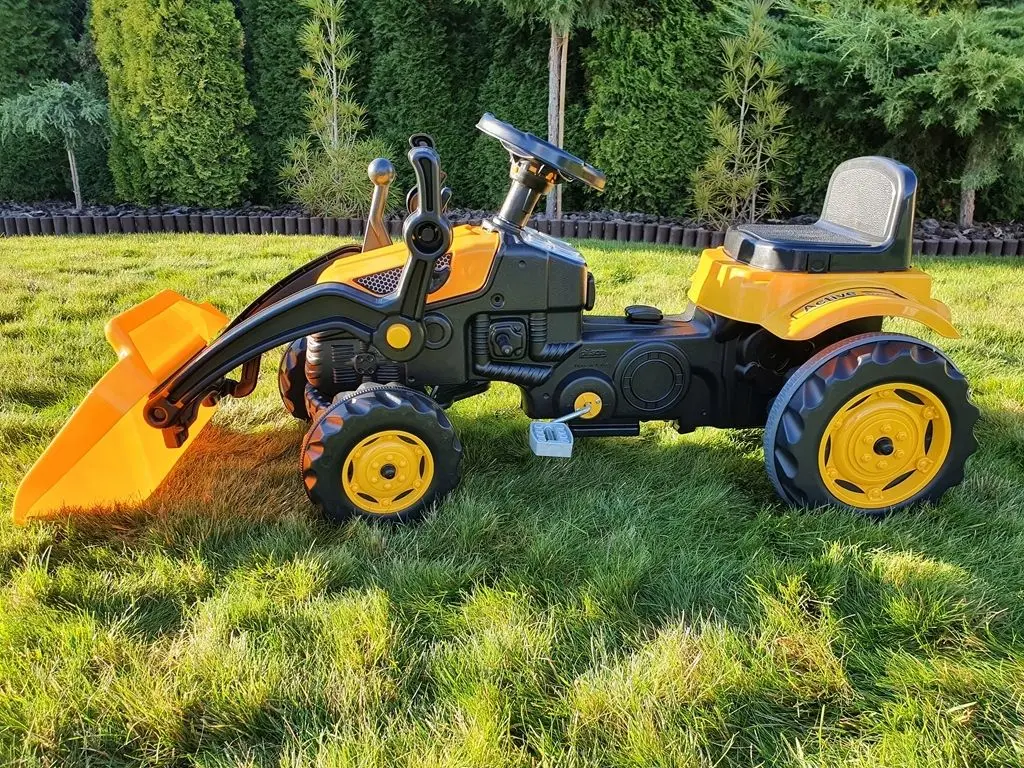 Tractor cu pedale Artyk 073151 (Yellow/Black)