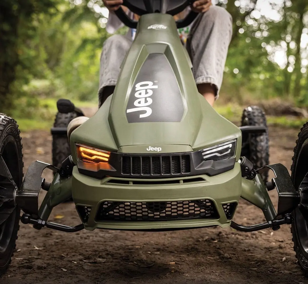 Carting cu pedale Berg Rally Jeep Cherokee