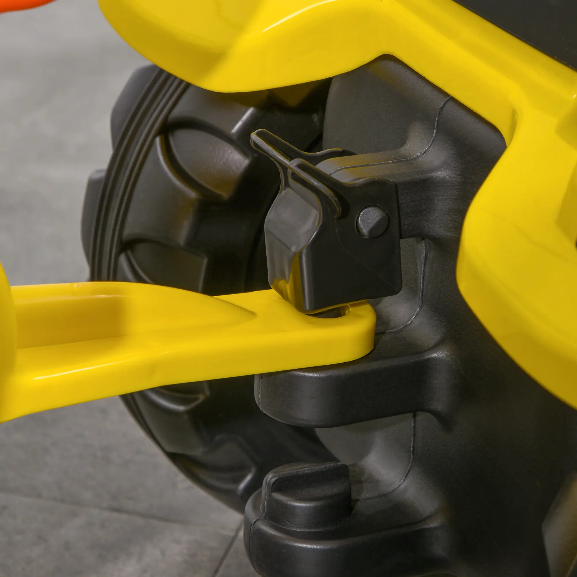 Педальный трактор Homcom 341-017V00YL (Yellow) - 3