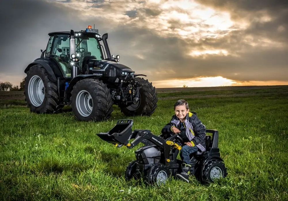 Tractor cu pedale si găleată RollyToys 710348 (Black)