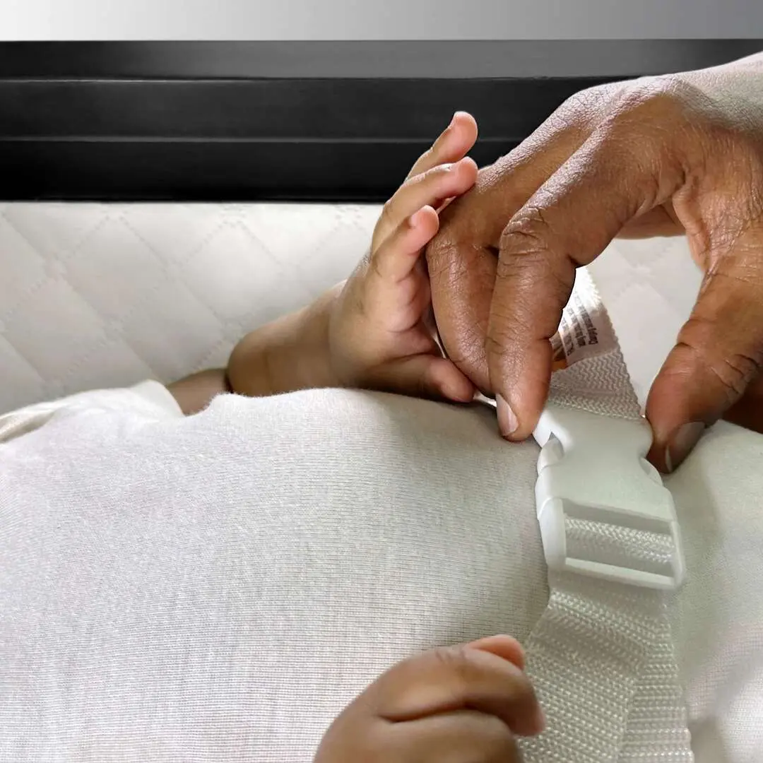 Masa de infasat Ingenuity Summer 40x81 (White)