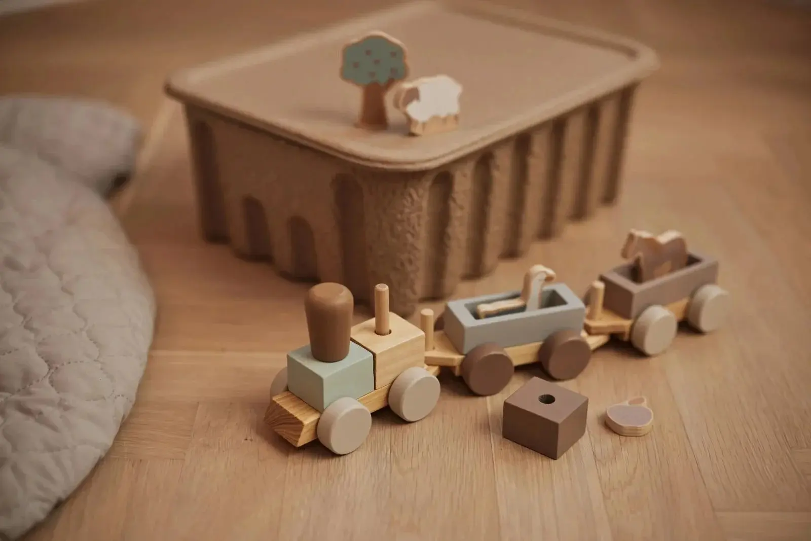 Развивающие кубики Jollein Train Farm (Wood/Grey) - 8