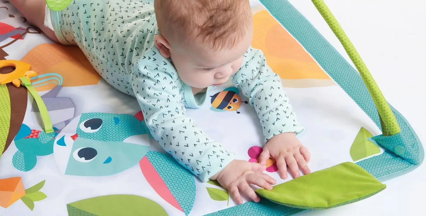 Covoras de joaca Tiny Love Meadow Days Gymini Sunny Day (Green/Blue)