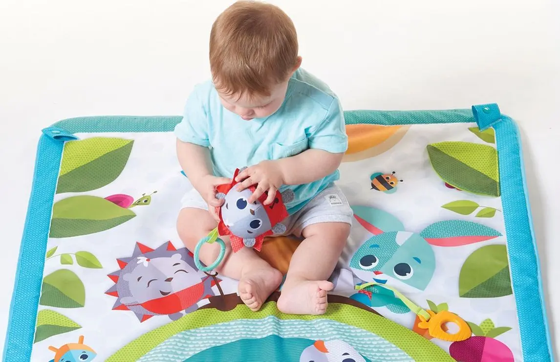 Covoras de joaca Tiny Love Meadow Days Gymini Sunny Day (Green/Blue)