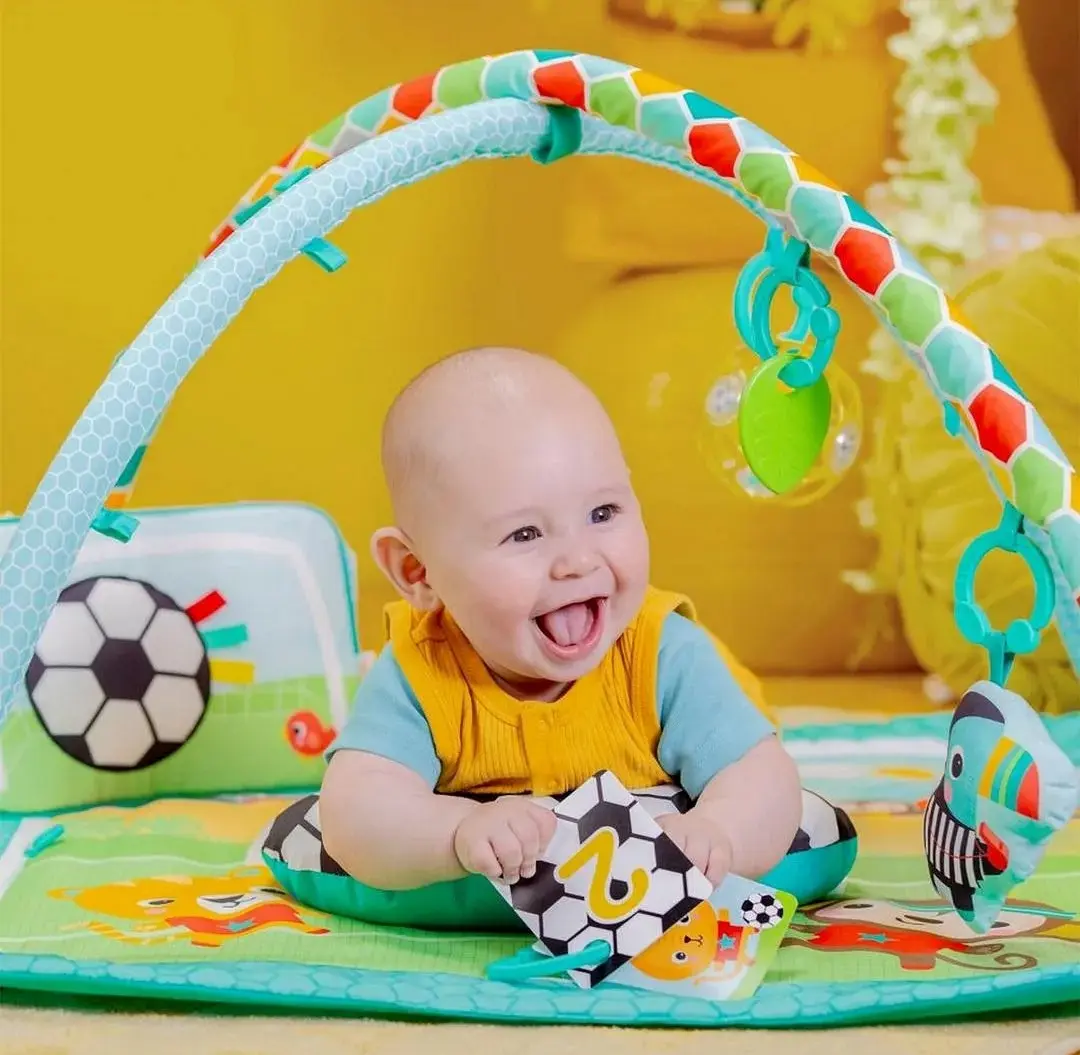 Covoras de joaca Bright Starts Grip & Kick Oball (Multicolor)