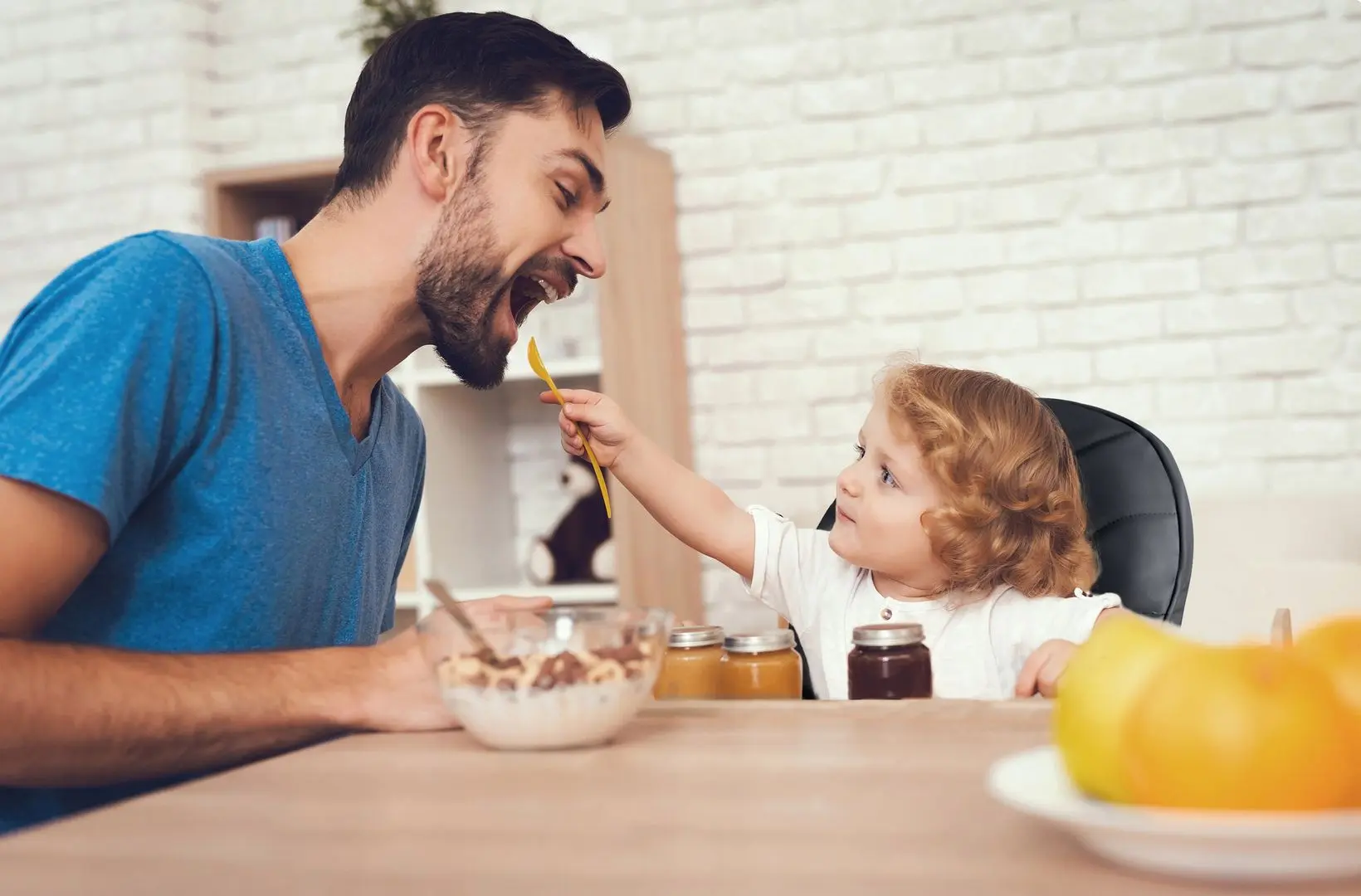 Стульчик для кормления Nukido Tulo (Black) - 8