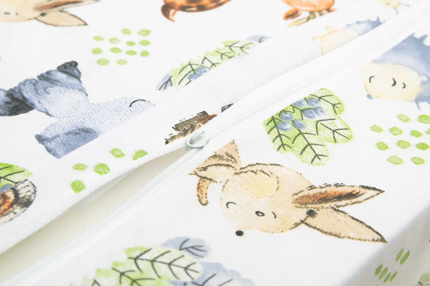 Подушка-бустер на стул Sensillo Walk in Forest (White) - 2