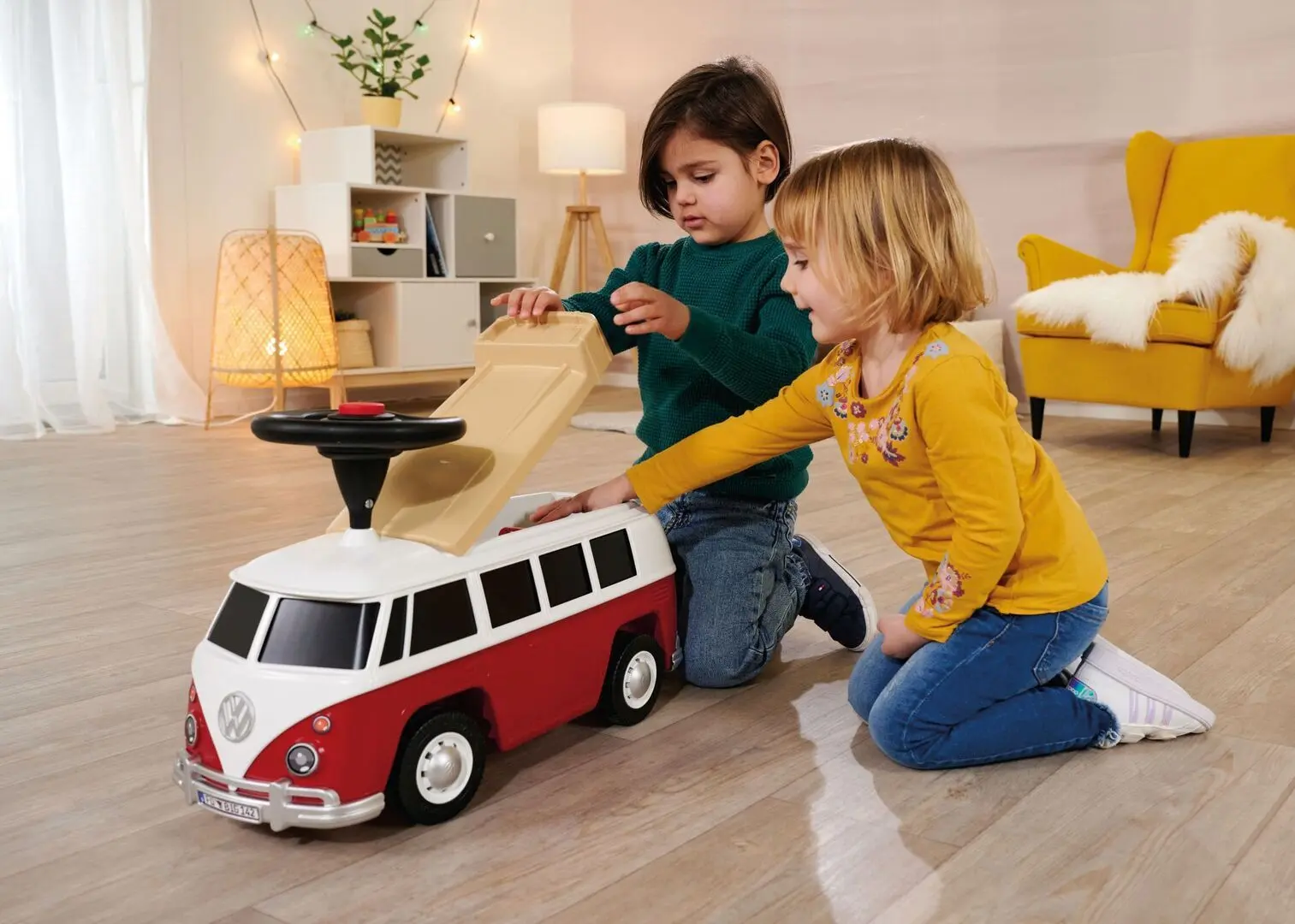 Толокар Big Volkswagen Van Car Auto (White/Red) - 6