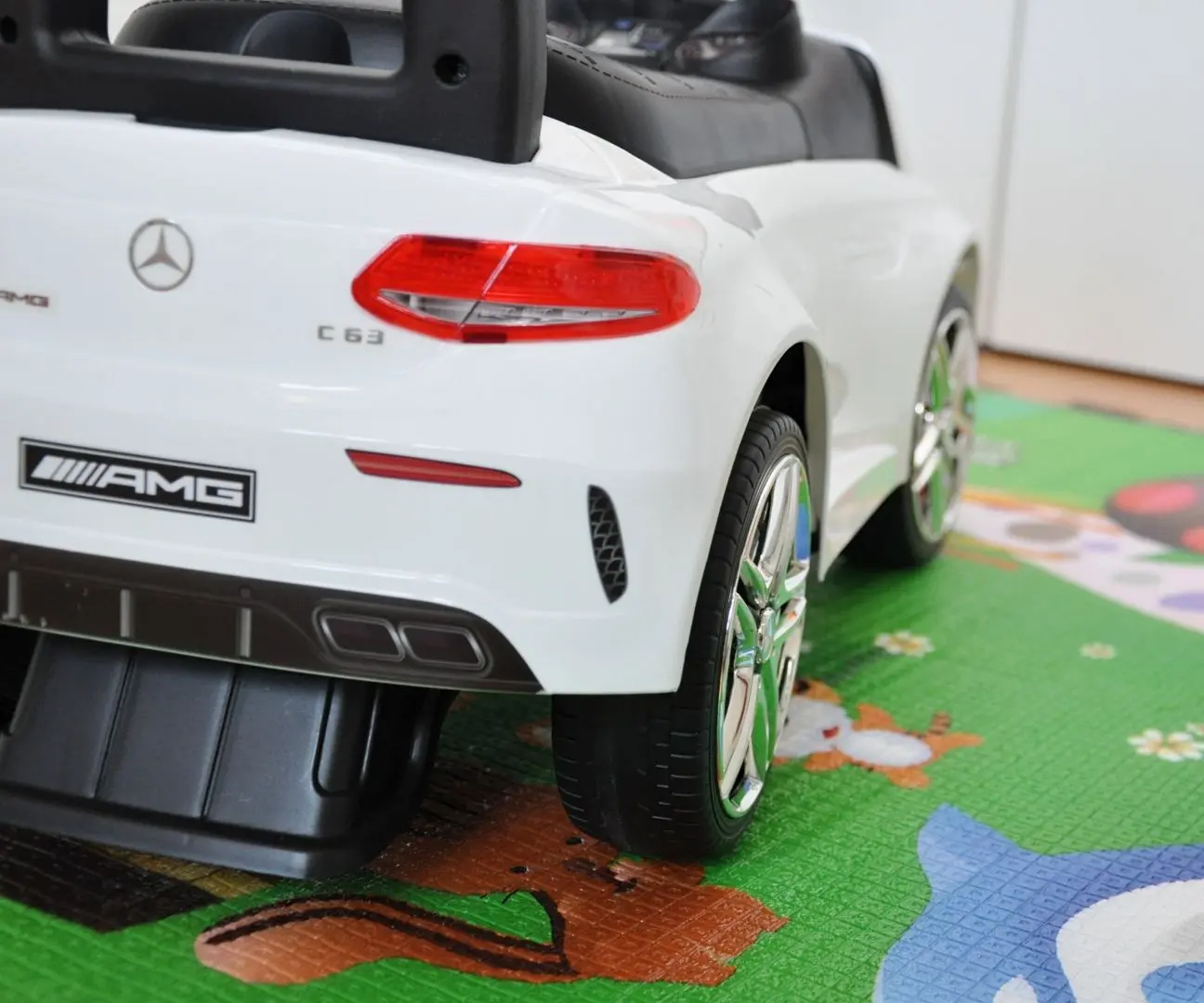 Tolocar Milly Mally Mercedes-AMG C63 Coupe S (White) - 6