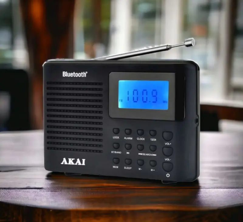 Портативный радиоприемник Akai APR-400 (Black) - 3