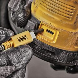 Difuzor portabil Dewalt DCR009 (Yellow/Black) Thumb
