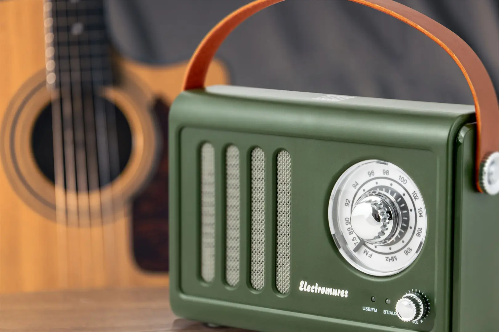 Radio portabil ElectroMures EM 1006 (Green)