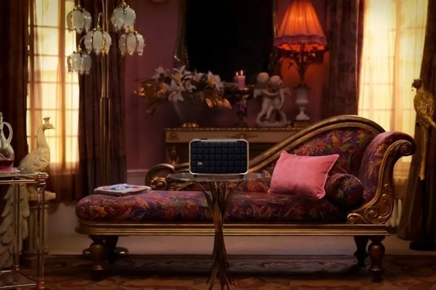 Беспроводная колонка JBL Authentics 200 (Black)