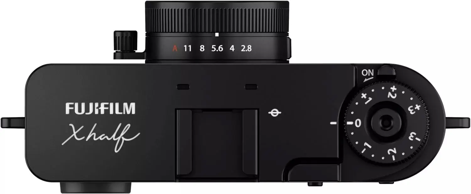 Цифровой фотоаппарат Fujifilm X Half X-HF1 (Black)