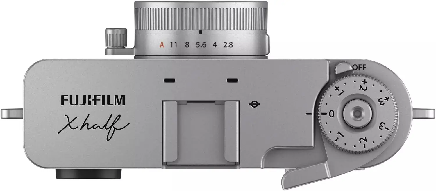 Цифровой фотоаппарат Fujifilm X Half X-HF1 (Silver/Black)