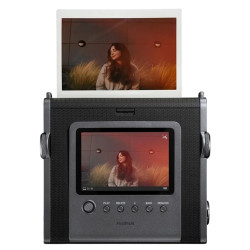 Фотоаппарат моментальной печати Fujifilm Instax Wide Evo (Black) Thumb