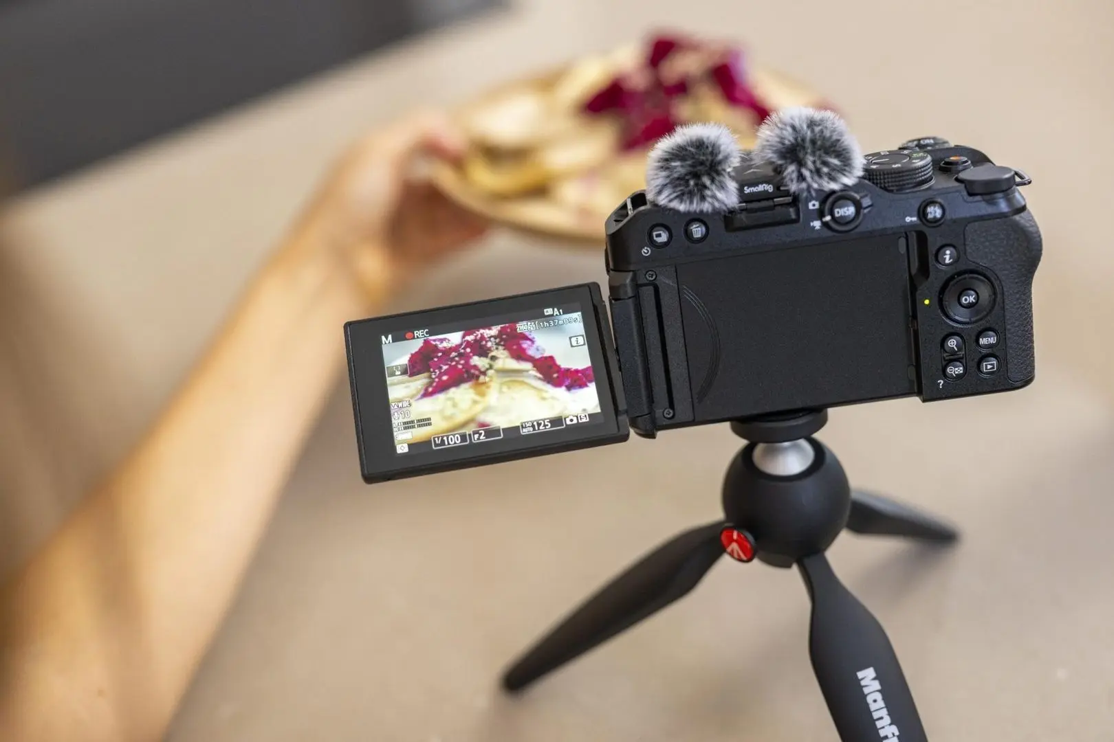 Фотоаппарат Nikon Z 30 Vlogger Kit (Black)