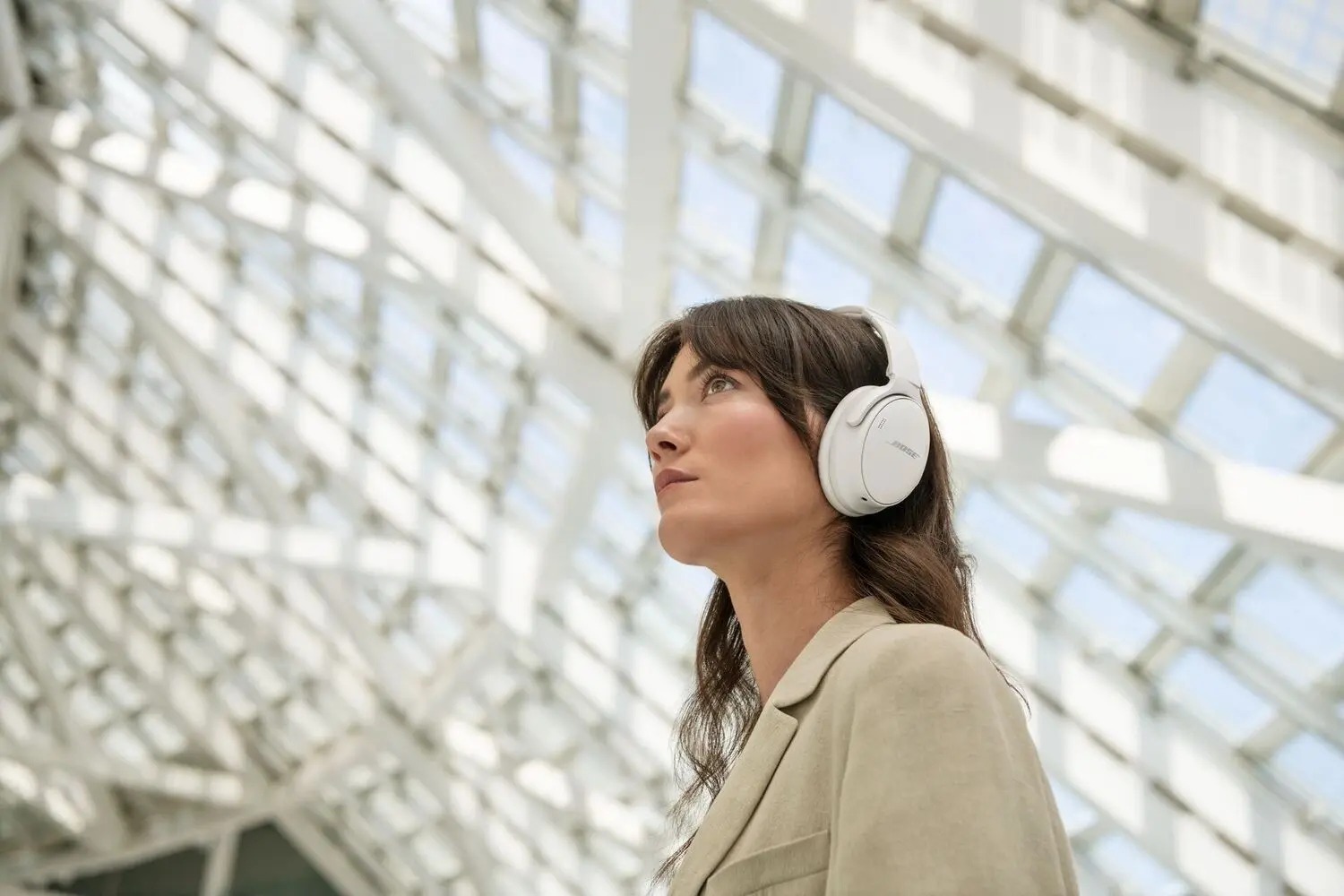 Casti Bose QuietComfort (White Smoke)