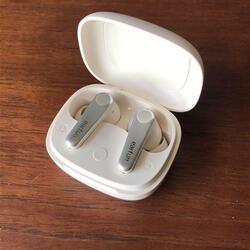 Беспроводные наушники EarFun Air Pro 3 (Oat White) Thumb