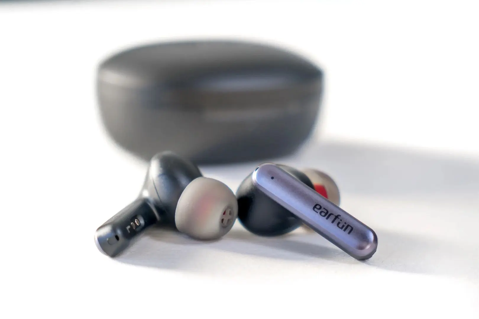 Беспроводные наушники EarFun Air S (Black) - 3