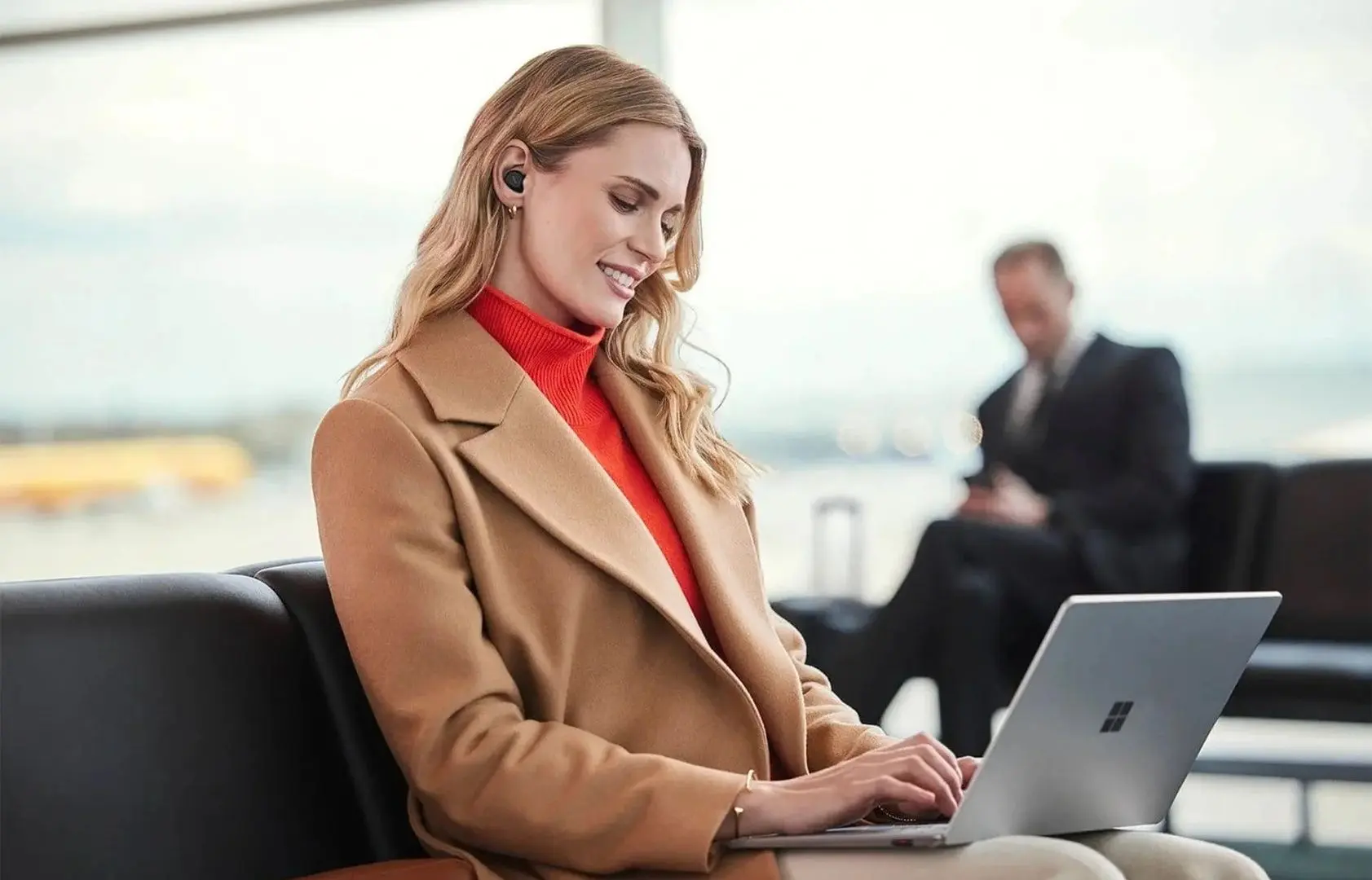 Casti fara fir Jabra Evolve2 Buds USB-C MS Wireless Charging Pad (Black)