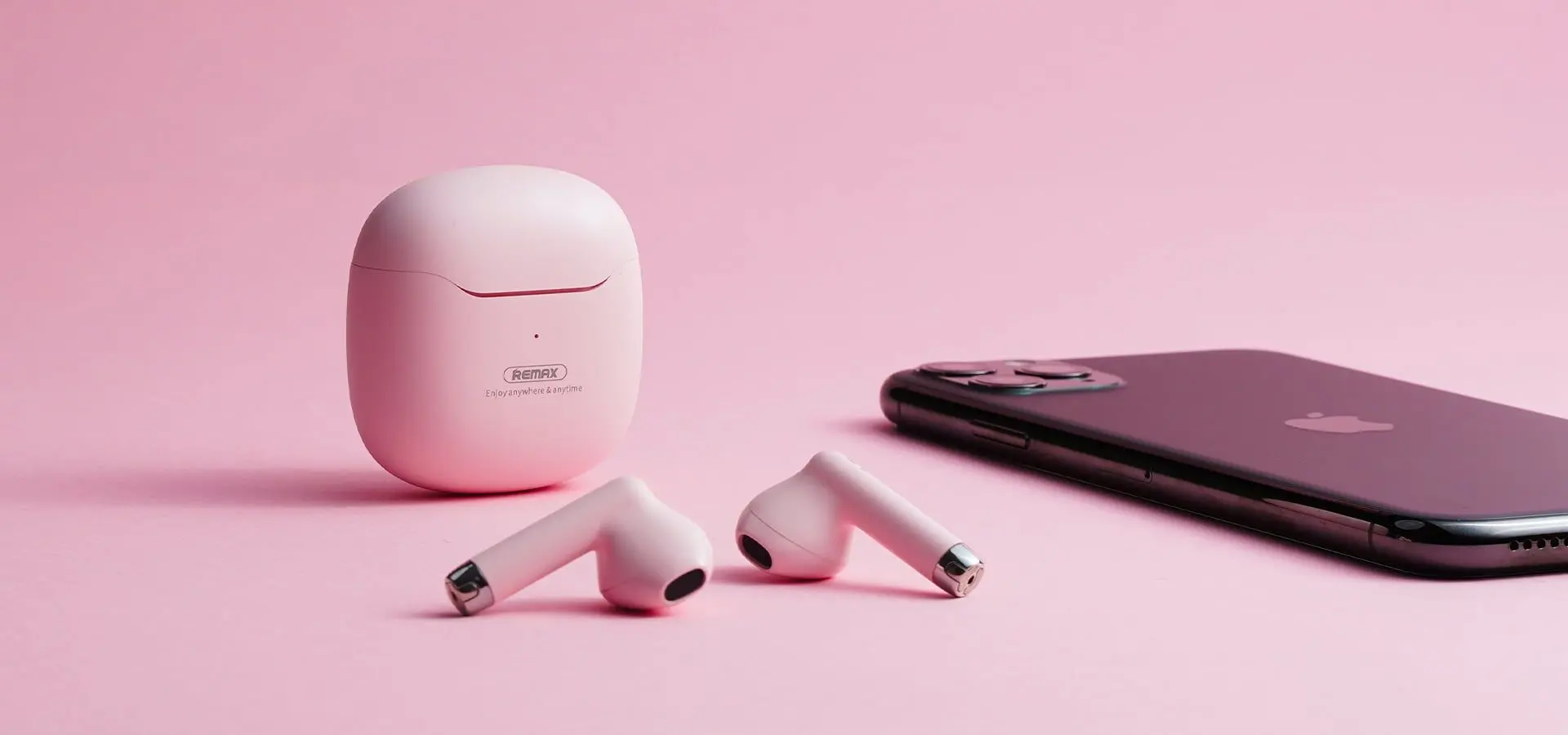 Беспроводные наушники Remax Marshmallow Stereo TWS-19 (Pink) - 3