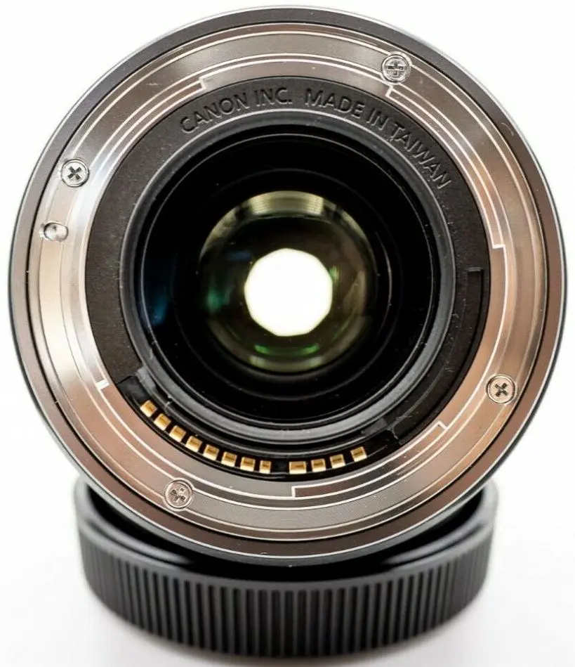 Объектив Canon RF 35mm F1.8 Macro IS STM