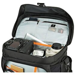 Сумка Lowepro Nova 200 AW II (Black) Thumb