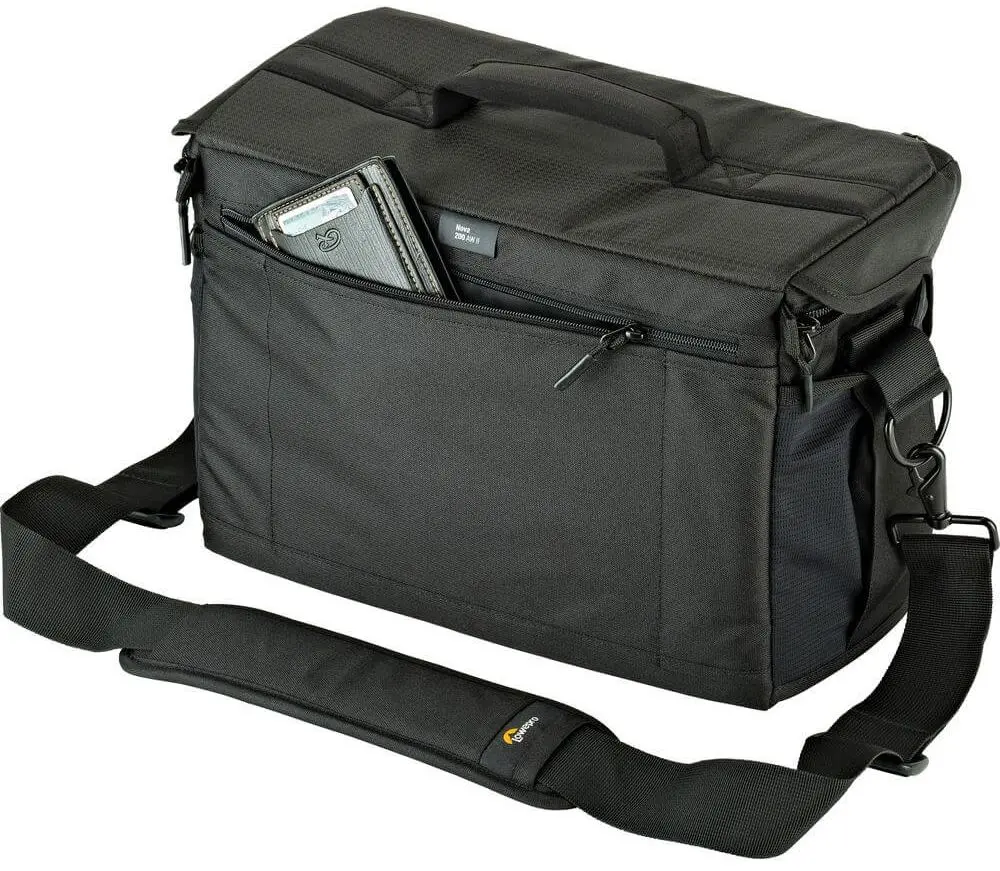 Сумка Lowepro Nova 200 AW II (Black)