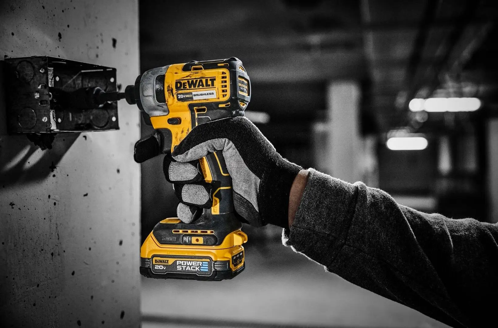 Аккумулятор DeWALT Compact Powerstack DCBP034 18V 1.7Ah
