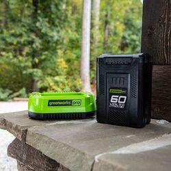 Set acumulator + incarcator GreenWorks GSK60B2 60V 2Ah Thumb