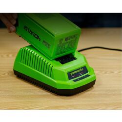 Incarcator GreenWorks G40UC (Green) Thumb