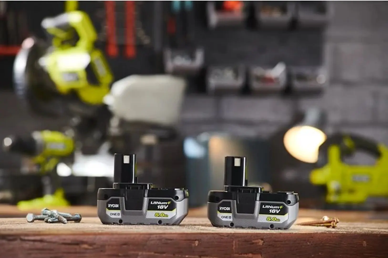 Set acumulator + incarcator Ryobi ONE+ RC18120-250X