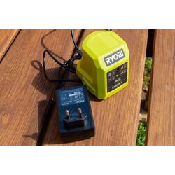 Зарядное устройство Ryobi One+ RC18115 1.5A 18V Thumb