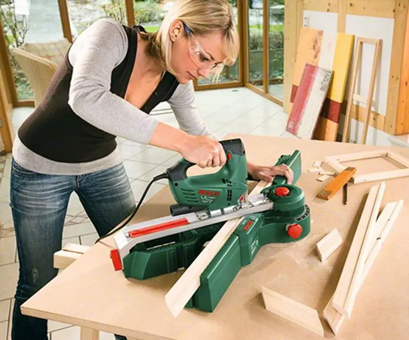 Suport pentru ferestrau Bosch PLS 300