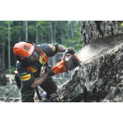 Motoferestrau Husqvarna 555 (Orange/Black) Thumb