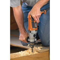 Masina de gaurit cu percutie AEG SB2E1100RV Thumb