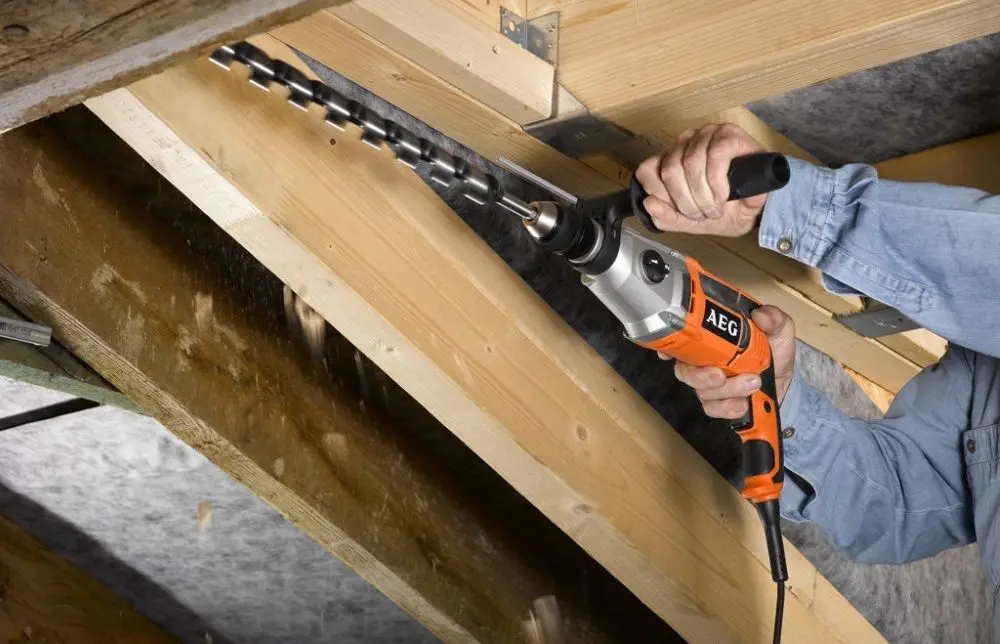 Masina de gaurit cu percutie AEG SB2E1100RV