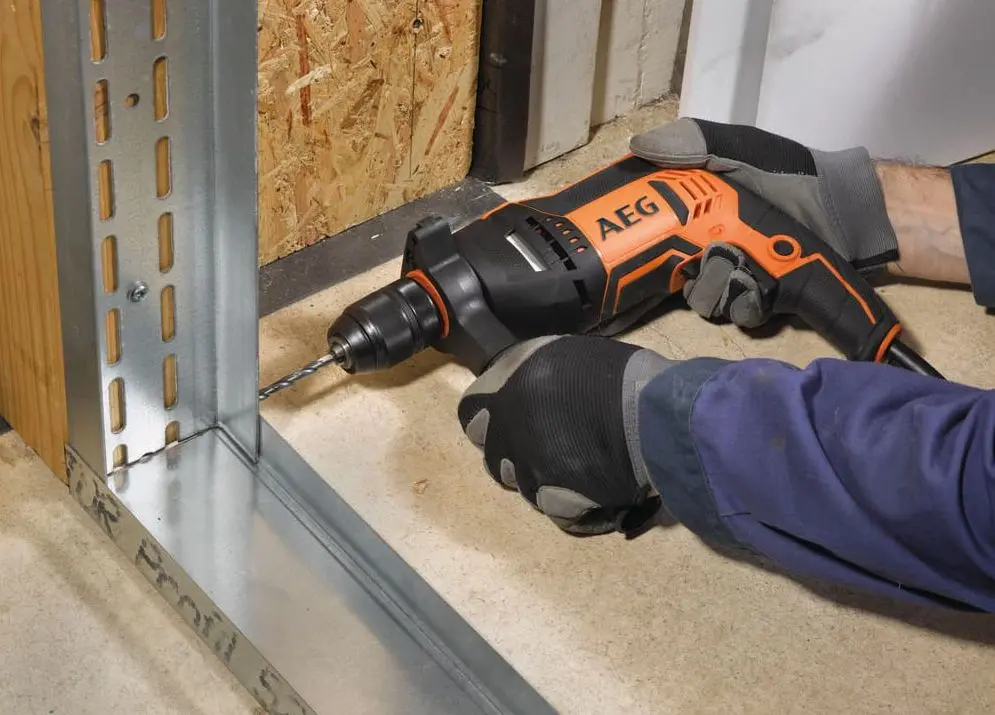 Masina de gaurit cu percutie AEG SBE 750 RE (Orange/Black)