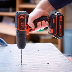 Masina de gaurit si insurubat cu acumulator Black&Decker BDCD18K 18V Thumb