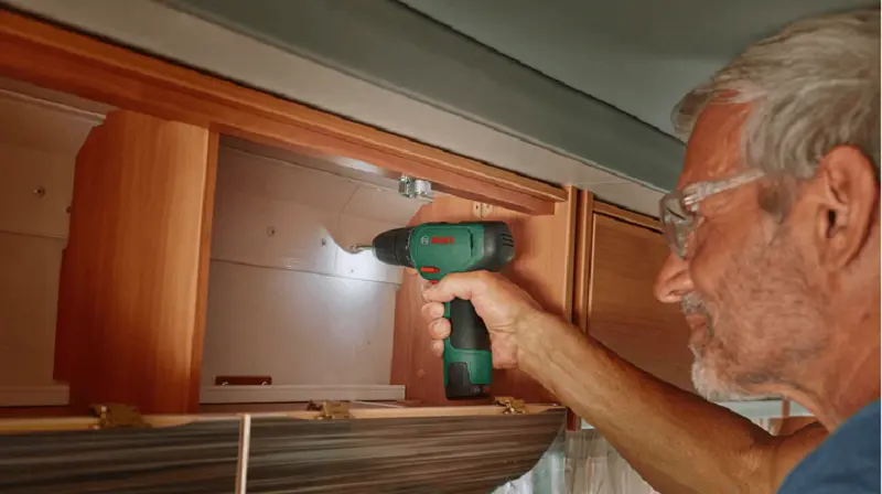 Аккумуляторная дрель-шуруповерт Bosch EasyDrill 1200