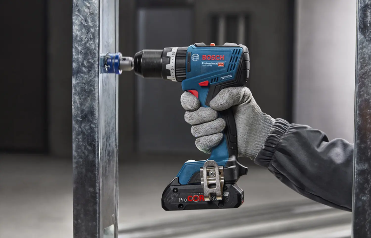 Аккумуляторная ударная дрель-шуруповерт Bosch GSB 18V-65 2x5.0Ah (06019N3303)